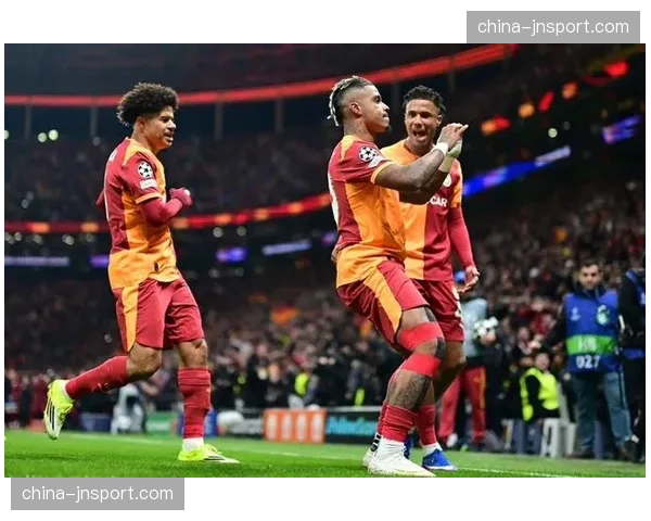 利物浦总比分4-1击败加拉塔萨雷，晋级欧冠八强